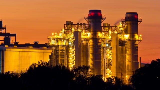 Gas-turbine-power-plant 640x360