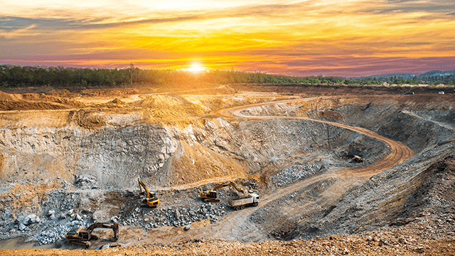 Open pit mining 640x360